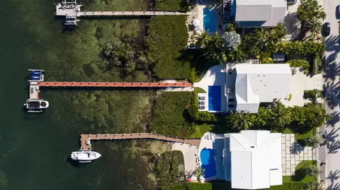 63 Mutiny Pl, Key Largo, FL 33037 photo 2