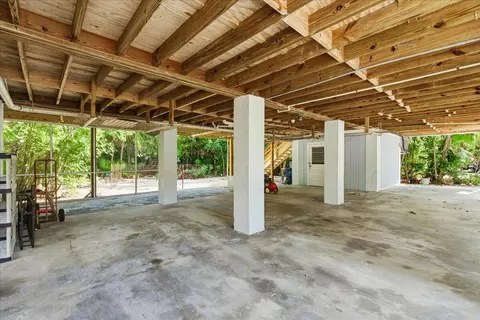 Exterior - 22 Stirrup Key Rd, Marathon, FL 33050 photo 14 of 18