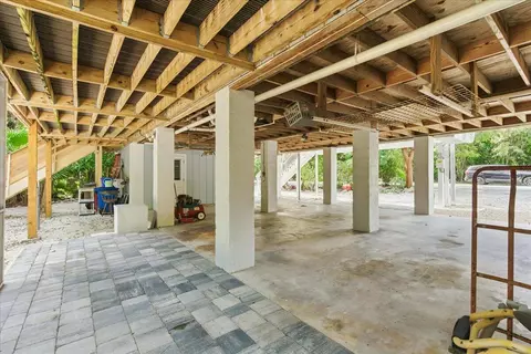 Exterior - 22 Stirrup Key Rd, Marathon, FL 33050 photo 13 of 18