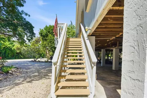 Exterior - 22 Stirrup Key Rd, Marathon, FL 33050 photo 12 of 18