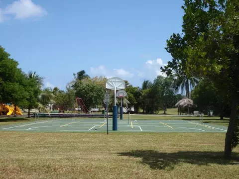 Exterior - 651 9th St #KEY colony, Key Colony Beach, FL 33051 photo 12 of 16