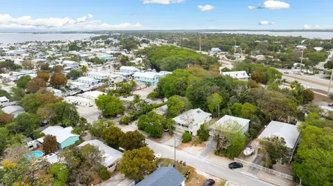 View/Area - 582 Boyd Dr, Key Largo, FL 33037 photo 3 of 5