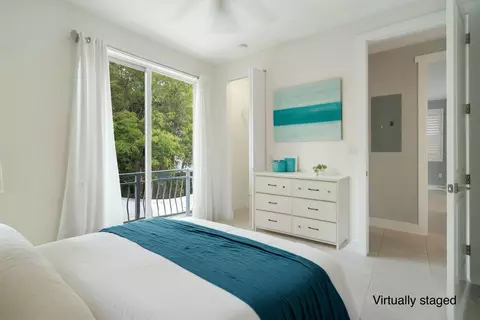 Bedroom - 582 Boyd Dr, Key Largo, FL 33037 photo 4 of 14