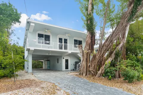 582 Boyd Dr, Key Largo, FL 33037