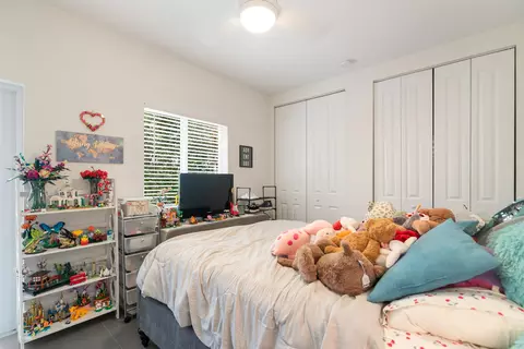 Bedroom - 582 Boyd Dr, Key Largo, FL 33037 photo 13 of 14