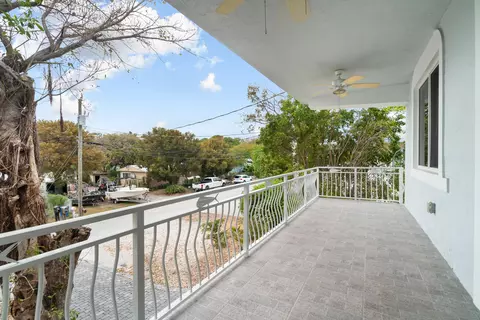 Exterior - 582 Boyd Dr, Key Largo, FL 33037 photo 2 of 2