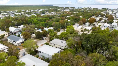 View/Area - 582 Boyd Dr, Key Largo, FL 33037 photo 4 of 5