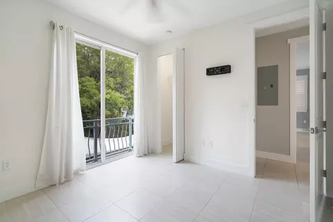 Bedroom - 582 Boyd Dr, Key Largo, FL 33037 photo 6 of 14