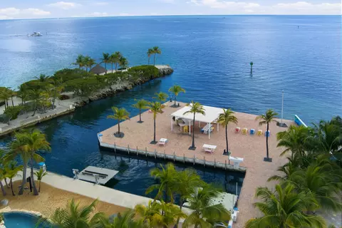 View/Area - 101 Oleander Cir, Key Largo, FL 33037 photo 8 of 13