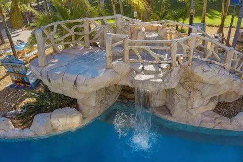 Exterior - 101 Oleander Cir, Key Largo, FL 33037 photo 23 of 31