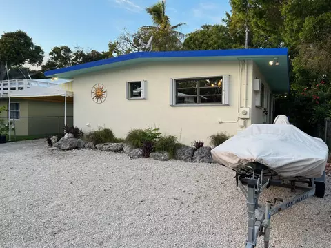 110 Indian Ave, Tavernier, FL 33070
