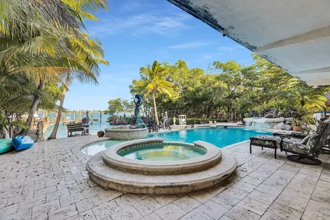 Exterior - 35 Mutiny Pl, Key Largo, FL 33037 photo 13 of 18