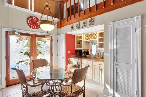 Dining - 35 Mutiny Pl, Key Largo, FL 33037 photo 1 of 1