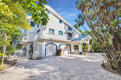 Exterior - 35 Mutiny Pl, Key Largo, FL 33037 photo 7 of 18