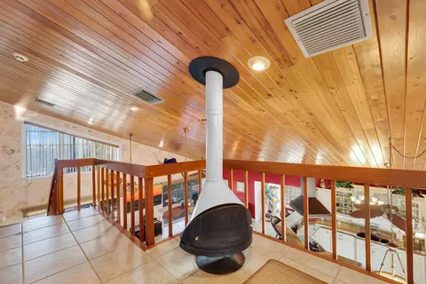 Entry Way - 35 Mutiny Pl, Key Largo, FL 33037 photo 1 of 2