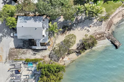 100 Point Pleasant Dr, Key Largo, FL 33037