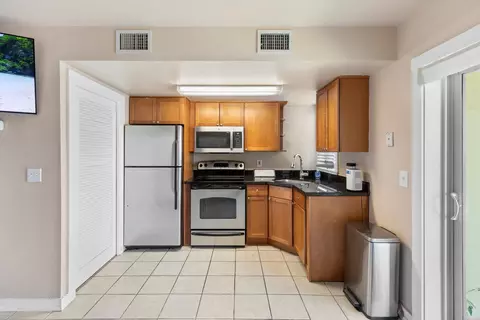 201 Coppitt Rd #104C, Big Coppitt, FL 33040