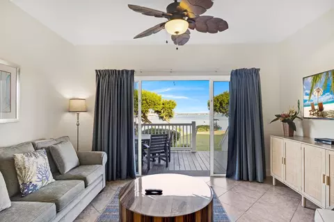 5071 Sunset Village Dr, Duck Key, FL 33050