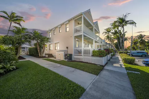 7026 Harbor Village Dr, Duck Key, FL 33050