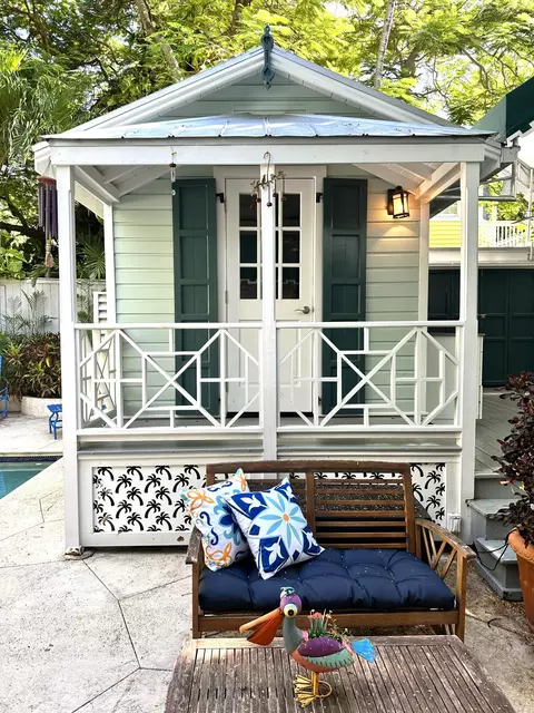 Exterior - 919-921 Thomas St, Key West, FL 33040 photo 9 of 35
