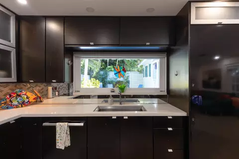 Kitchen - 919-921 Thomas St, Key West, FL 33040 photo 6 of 15