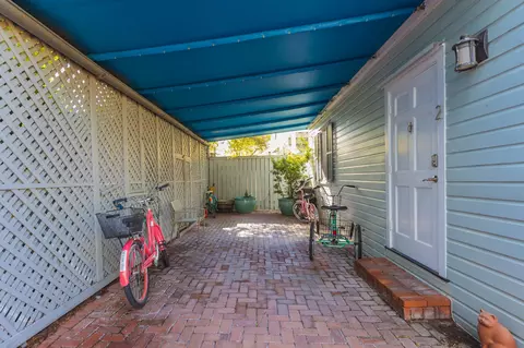 Exterior - 919-921 Thomas St, Key West, FL 33040 photo 30 of 35