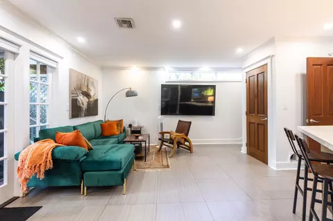 Living - 919-921 Thomas St, Key West, FL 33040 photo 2 of 10