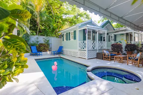 Exterior - 919-921 Thomas St, Key West, FL 33040 photo 2 of 35
