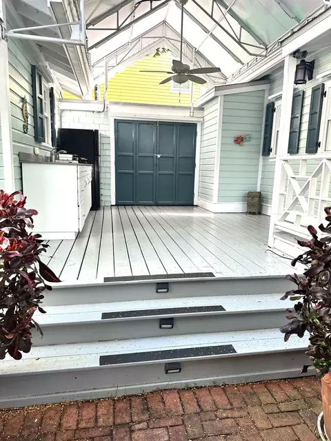 Exterior - 919-921 Thomas St, Key West, FL 33040 photo 11 of 35