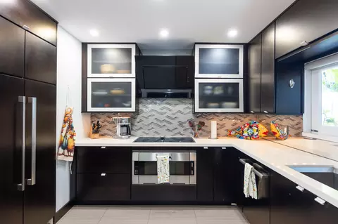 Kitchen - 919-921 Thomas St, Key West, FL 33040 photo 14 of 15
