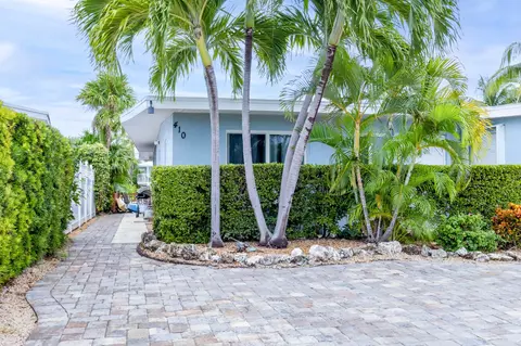 410 10th St #KEY colony, Key Colony Beach, FL 33051