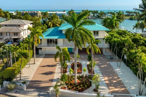 137 Sapodilla Dr, Islamorada, FL 33036