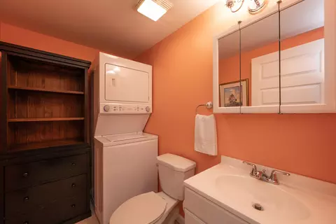 Bath - 3200 Eagle Ave, Key West, FL 33040 photo 2 of 3