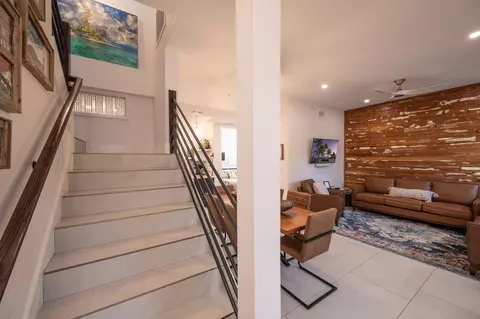 Entry Way - 927 Thomas St # 2, Key West, FL 33040 photo 3 of 7