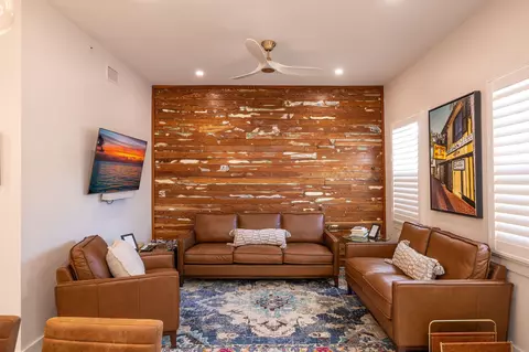 Living - 927 Thomas St # 2, Key West, FL 33040 photo 1 of 4