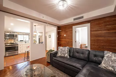 927 Thomas St # 4, Key West, FL 33040