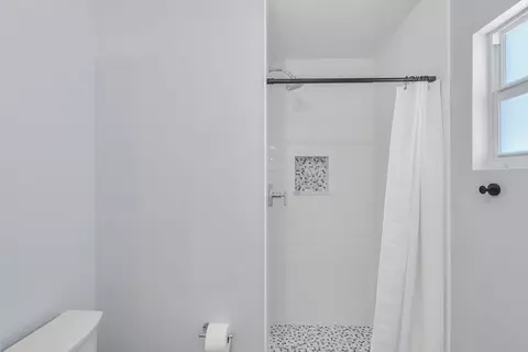 2860 Yellowtail Dr, Marathon, FL 33050 photo 8