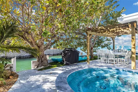 2860 Yellowtail Dr, Marathon, FL 33050 photo 35