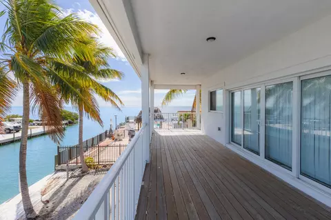900 85th St, Marathon, FL 33050