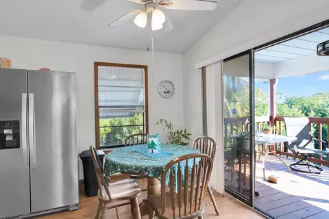 Dining - 175 E Cahill Ct, Big Pine Key, FL 33043 photo 1 of 2