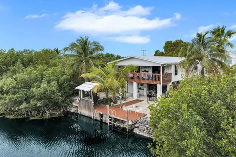 175 E Cahill Ct, Big Pine Key, FL 33043