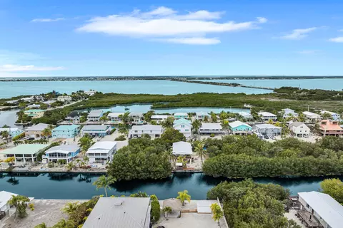 View/Area - 175 E Cahill Ct, Big Pine Key, FL 33043 photo 15 of 17