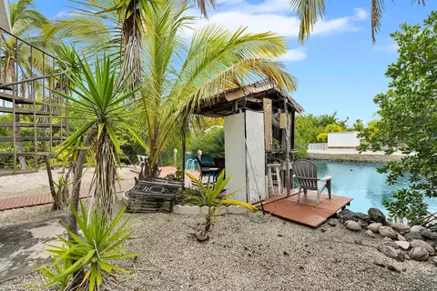 Exterior - 175 E Cahill Ct, Big Pine Key, FL 33043 photo 14 of 14