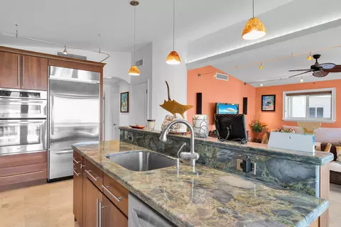 Kitchen - 112 Tequesta St, Tavernier, FL 33070 photo 6 of 6