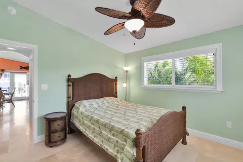 Bedroom - 112 Tequesta St, Tavernier, FL 33070 photo 5 of 9
