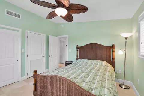 Bedroom - 112 Tequesta St, Tavernier, FL 33070 photo 6 of 9