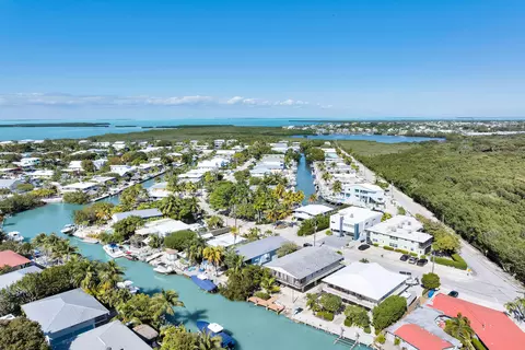 View/Area - 112 Tequesta St, Tavernier, FL 33070 photo 2 of 4
