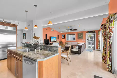 Kitchen - 112 Tequesta St, Tavernier, FL 33070 photo 1 of 6