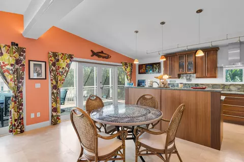 Dining - 112 Tequesta St, Tavernier, FL 33070 photo 1 of 2