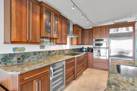 Kitchen - 112 Tequesta St, Tavernier, FL 33070 photo 4 of 6